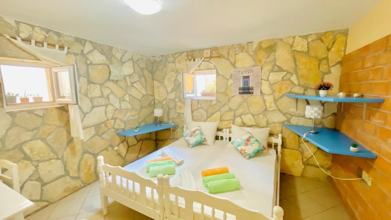 Colorful And Happy Apartment Sukosan - With Parking Εξωτερικό φωτογραφία