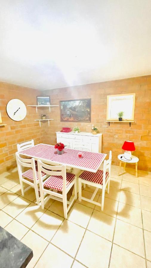 Colorful And Happy Apartment Sukosan - With Parking Εξωτερικό φωτογραφία